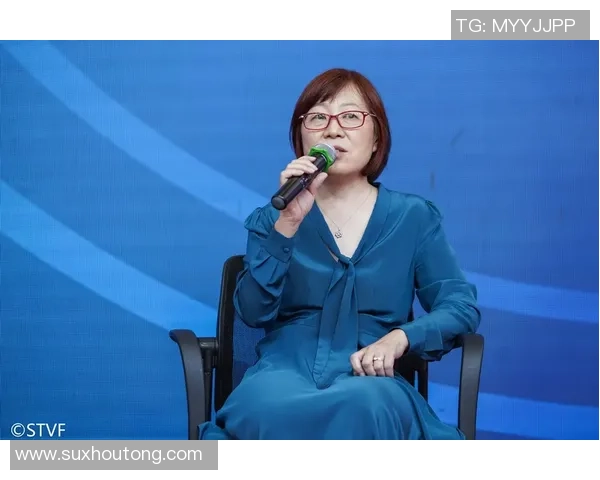 杨芳专访：畅谈英雄联盟发展历程与个人成长故事